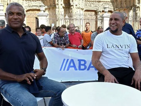 "Cậu ấy cùng với Messi, Ronaldo và Mbappe là 4 người giỏi nhất"