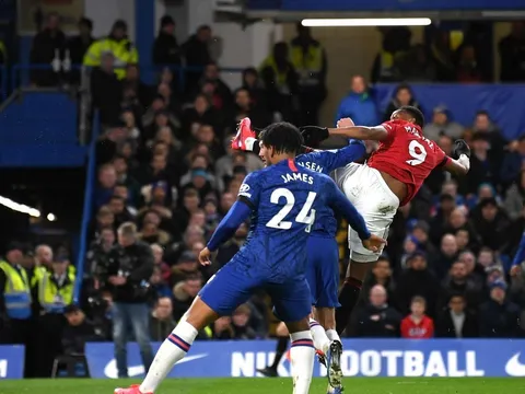 'Cậu ấy đã hạ gục Willian'