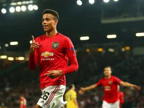 "Cậu ấy dứt điểm như Van Persie. Sẽ là ngôi sao hàng đầu của M.U"