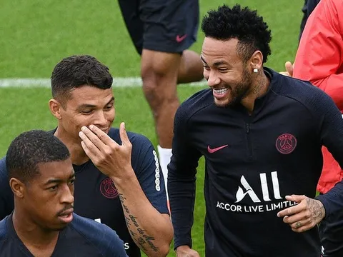 "Cậu ấy sẽ ở lại Paris Saint-Germain"