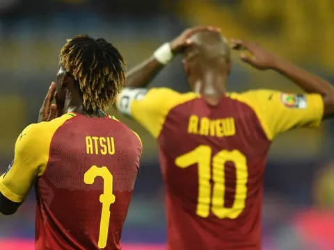 Câu giờ phút 54, Ghana nhận cái kết đắng ngày ra quân