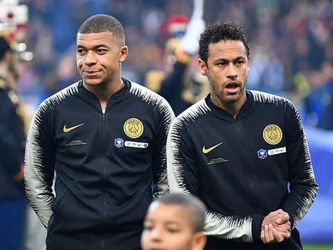 "Cậu ta làm nhiều trò ngớ ngẩn nhưng vẫn giỏi hơn Mbappe"