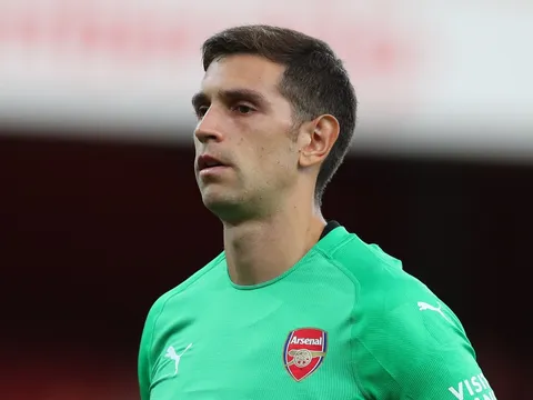 "Cầu thủ Arsenal đó giỏi hơn Kepa, tôi sợ Chelsea sẽ mua cậu ấy"