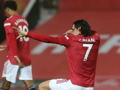 Cavani đã sớm có khoảnh khắc không quên ở Man Utd