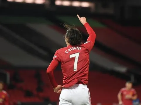 Cavani muốn ra đi, fan Quỷ đỏ chỉ ra cái tên hoàn hảo thay thế