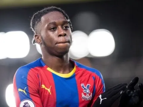 Cay đắng! Sắp bị Wan-Bissaka chiếm chỗ, sao M.U gửi thông điệp buồn rầu