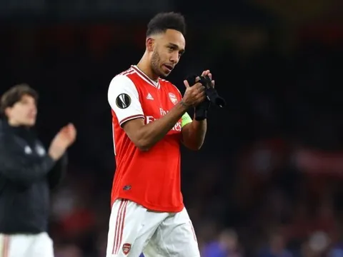 CĐV Arsenal: "Chúng ta nên để anh ấy đi"