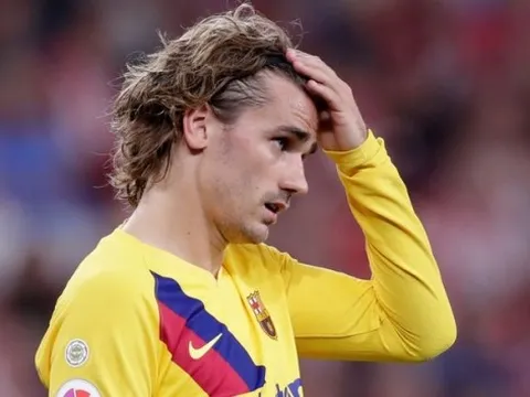 CĐV Atletico làm điều khó tin với Griezmann ở trận thắng Getafe
