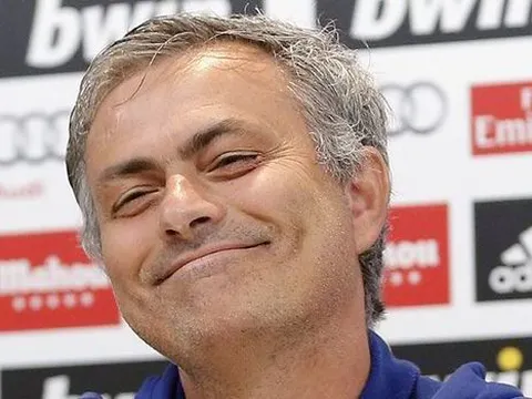 CĐV Liverpool: "Cám ơn nhé Mourinho"