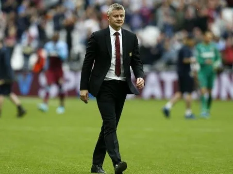 CĐV Man Utd: "Kinh tởm. Sa thải Ole ngay đi, cả 2 cái tên đó nữa"