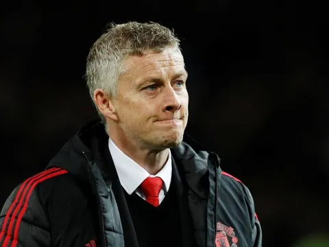 CĐV Man Utd: "Trả cho họ 50 triệu kèm theo Matic, Shaw và Mata"
