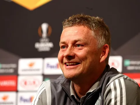 CĐV M.U: "Siêu dự bị, cậu ấy xuất sắc hơn cả Felix và Harry Kane!"