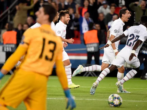 CĐV Real phẫn nộ: "Đã đến lúc cái tên ấy nên rời Madrid"