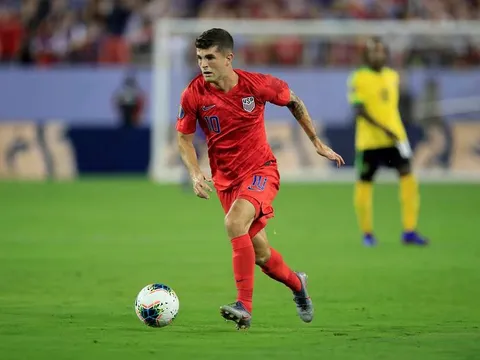 Chấn động! Chơi bùng nổ, tân binh Chelsea vượt mặt cả Ronaldo