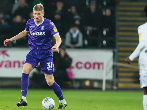 Chẳng cần "bom tấn", MU quyết sở hữu sao trẻ được Fletcher "chống lưng"