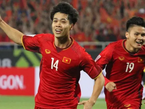 "Chẳng hiểu vì sao Công Phượng, Quang Hải tăng giá vùn vụt"