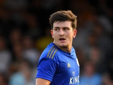 Chê Harry Maguire đắt, Ngoại hạng Anh quên nhìn về một người!