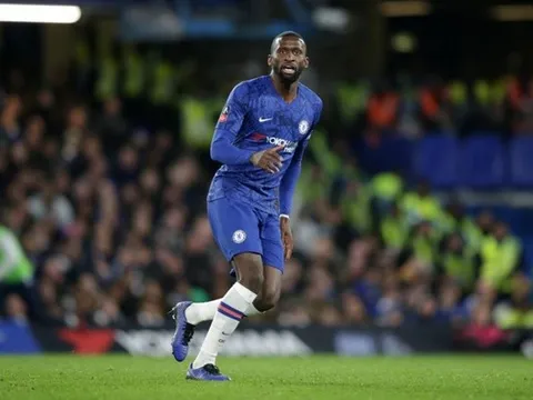 Cho Rudiger ra rìa, Chelsea phá bĩnh Liverpool để thâu tóm 'ngọc quý'