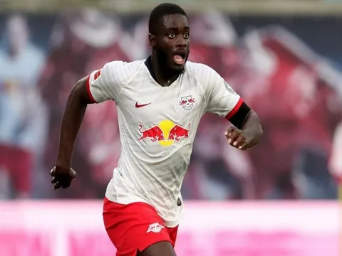 "Chelsea có thể làm nên chuyện với trung vệ đó"