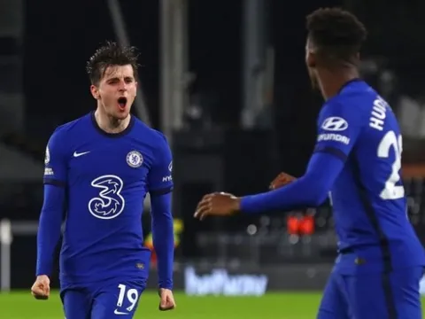 Jamie Redknapp chỉ mặt 4 cầu thủ Lampard không thể đụng đến