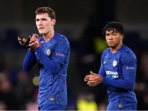 Chelsea nhận 2 cú hích lực lượng ở hàng thủ trước trận gặp Fulham