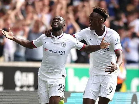 Chelsea và Champions League: Hãy cứ dạo chơi