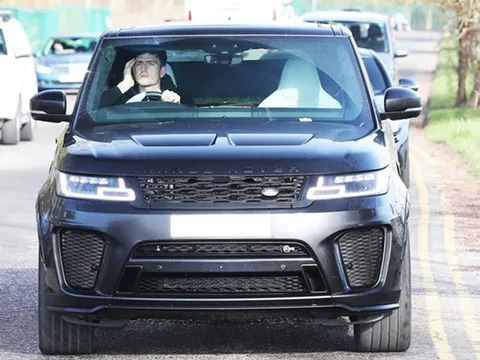 "Bom tấn" đến Carrington, NHM Man Utd mừng rơn trước thềm chiến Man City