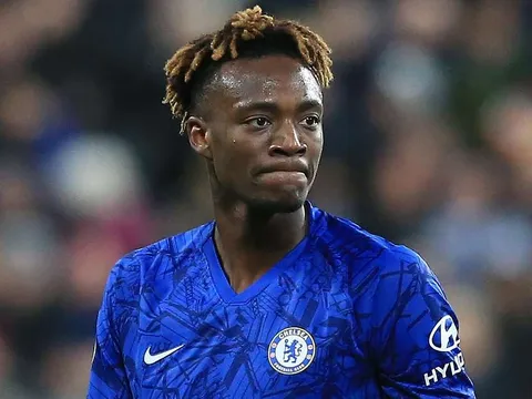 Chi 20 triệu, Chelsea mang sát thủ nước Bỉ về song sát cùng Abraham