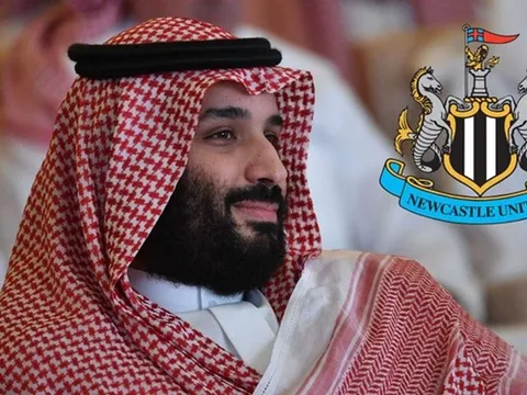 Chi 350 triệu bảng, tỷ phú Mỹ muốn chiếm đoạt Newcastle từ tay thái tử Ả Rập