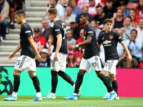 Chỉ 4 trận, tân binh Man Utd san bằng thành tích gần cả mùa trước