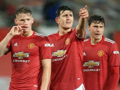 Chỉ cần 13 triệu euro, Man Utd có ngay trung vệ cao 1m92
