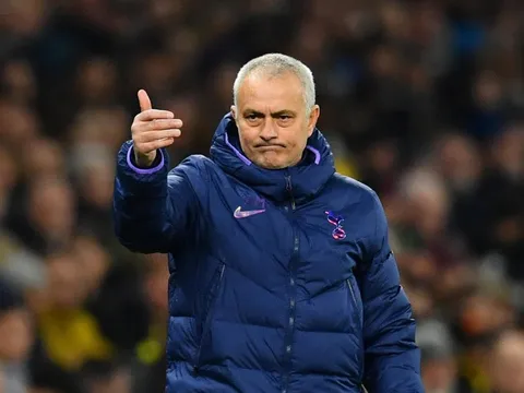 'Chỉ có thể dùng 2 từ để diễn tả tính cách của Jose Mourinho'