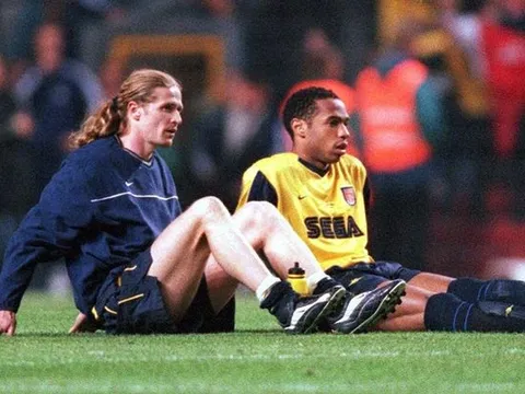 "Chi tiền tấn, và giờ tôi chẳng nhận ra được Man Utd"