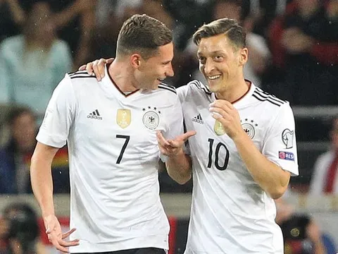 Chia tay Ozil, Arsenal chi tiền đón "cỗ máy kiến tạo Ligue 1"