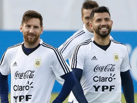 Chiêu mộ "cạ cứng" cho Messi, Barca trông chờ vào tương lai 1 người