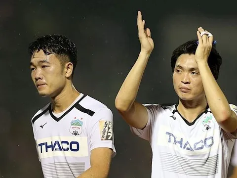 "Chính cậu ấy đã "giải phóng" cho bộ đôi Tuấn Anh - Xuân Trường tại HAGL"