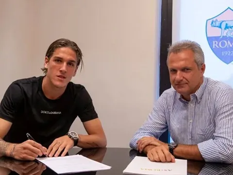CHÍNH THỨC: AS Roma gia hạn hợp đồng với sao U21 Ý