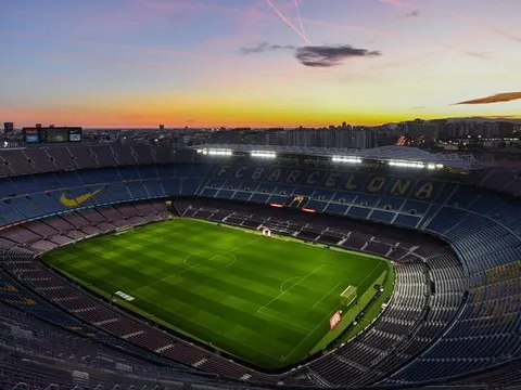 CHÍNH THỨC! Barcelona bán tên sân Camp Nou mùa 2020/21