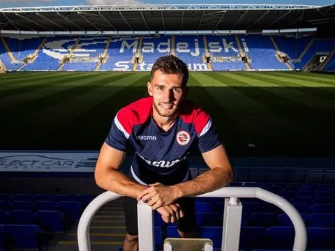 CHÍNH THỨC: Chelsea lại chia tay người thừa '3 năm đá 2 trận'