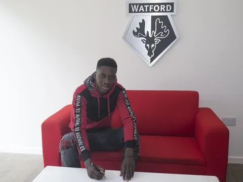 CHÍNH THỨC: Chi 35 triệu, Watford có sao trẻ cả châu Âu từng săn đón