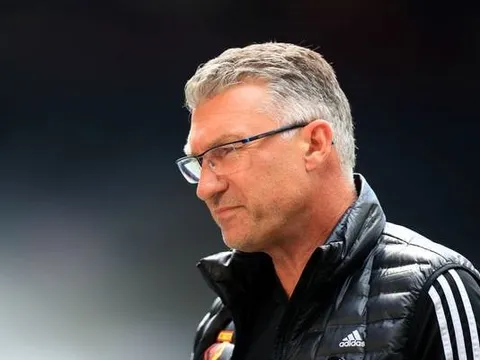 CHÍNH THỨC! Còn 2 vòng, CLB Premier League sa thải luôn HLV