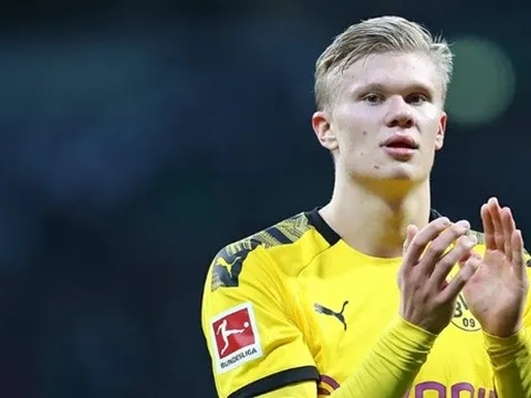 CHÍNH THỨC! Dortmund xác nhận có số 9 mới