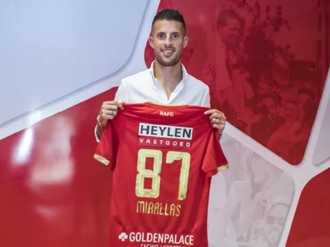 CHÍNH THỨC! Everton nói lời chia tay cựu binh 7 năm cống hiến