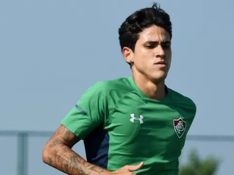 CHÍNH THỨC: Fiorentina chiêu mộ Pedro thay con trai HLV Simeone