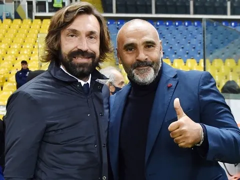 CHÍNH THỨC: Lộ diện HLV đầu tiên bị sa thải trong năm 2021