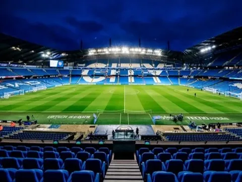 CHÍNH THỨC: Man City đón "hung tin" trước đại chiến với Chelsea