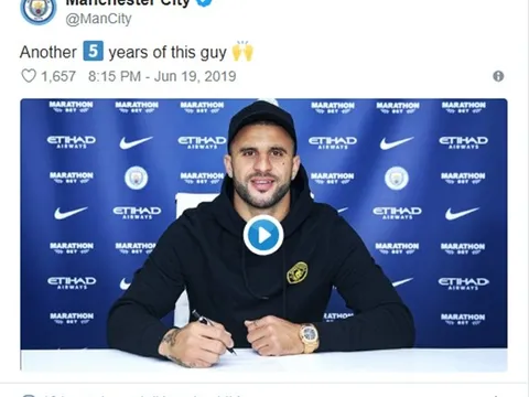 CHÍNH THỨC: Man City trói chân thành công "cơn lốc cánh phải"