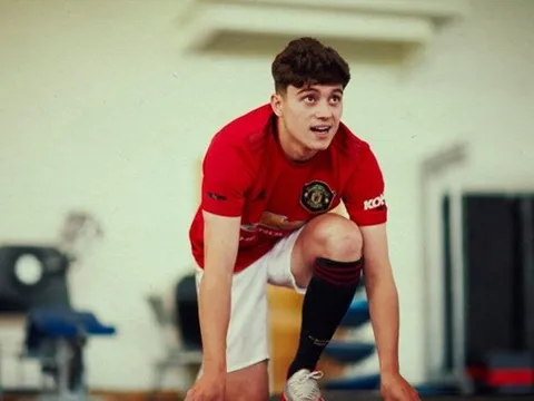 CHÍNH THỨC: Man Utd công bố số áo của tân binh Daniel James