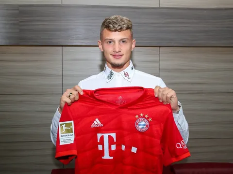 CHÍNH THỨC! 'Mê' hàng Pháp, Bayern mang về tân binh thứ 3 Hè này