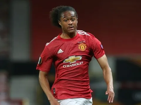 CHÍNH THỨC! Sao trẻ Man United bất ngờ đổi màu áo